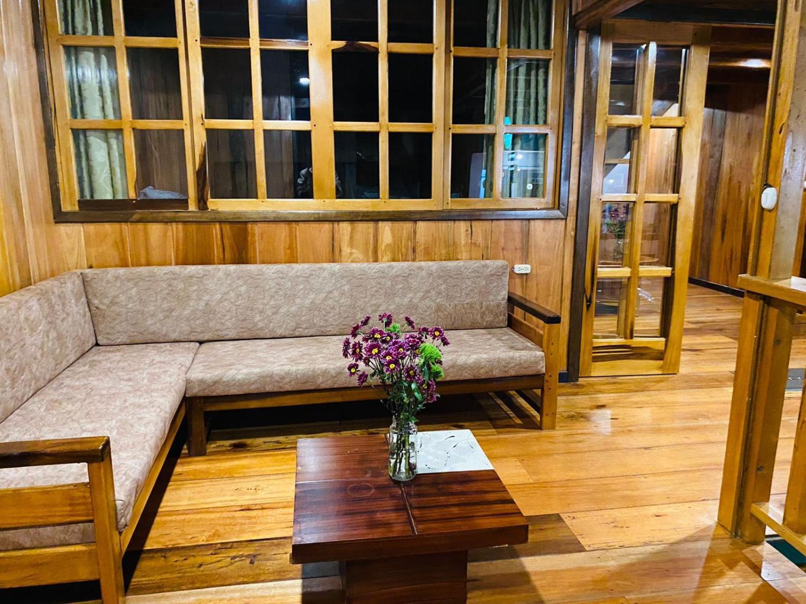 Guayabo Hostal Mindo Exteriér fotografie
