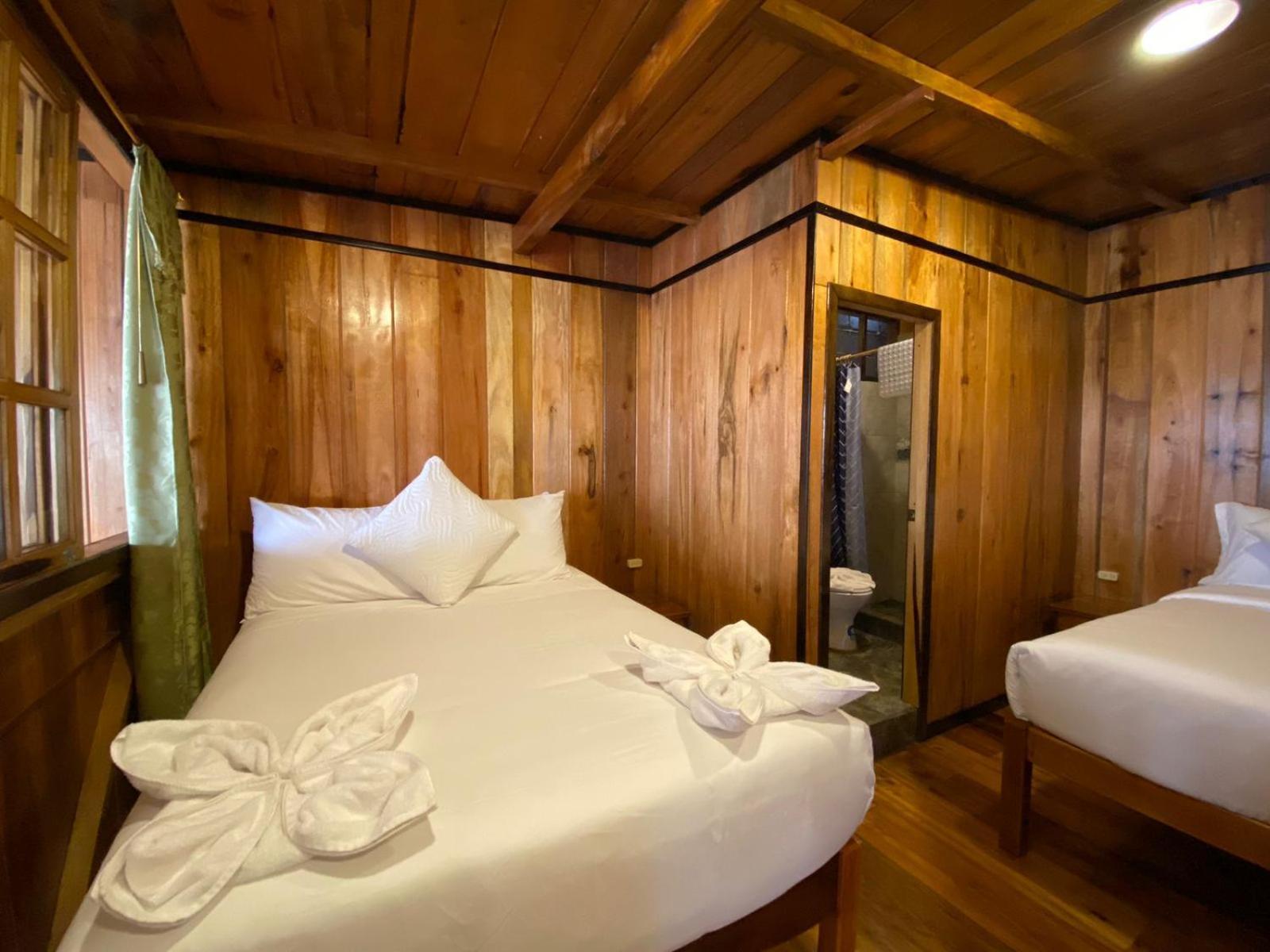Guayabo Hostal Mindo Pokoj fotografie